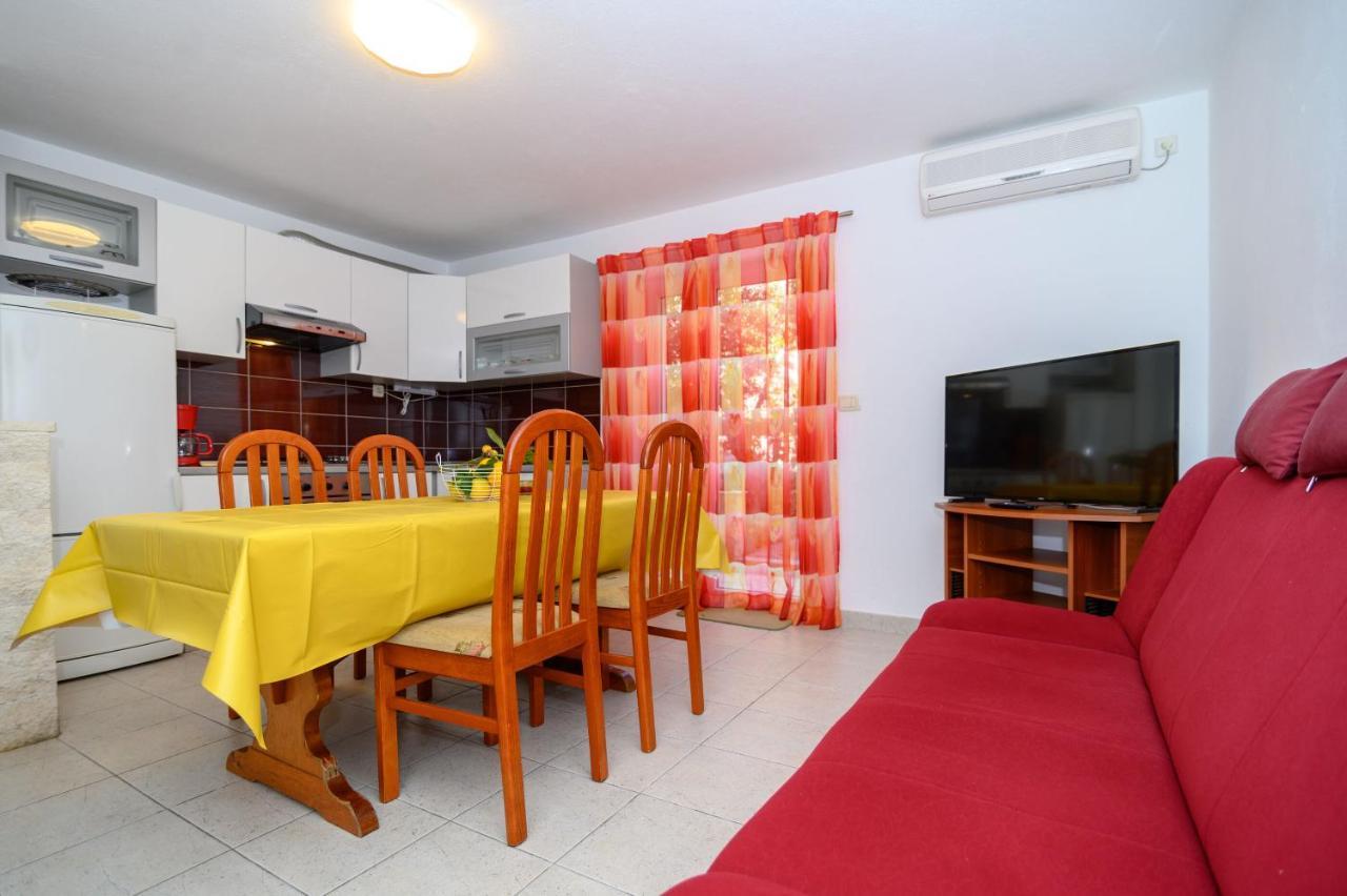 Apartments Vice Trogir Exterior photo