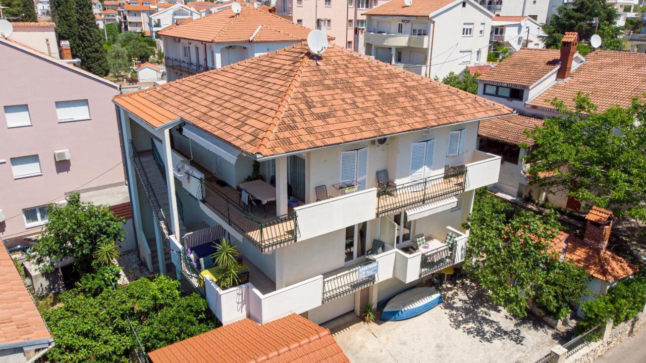 Apartments Vice Trogir Exterior photo