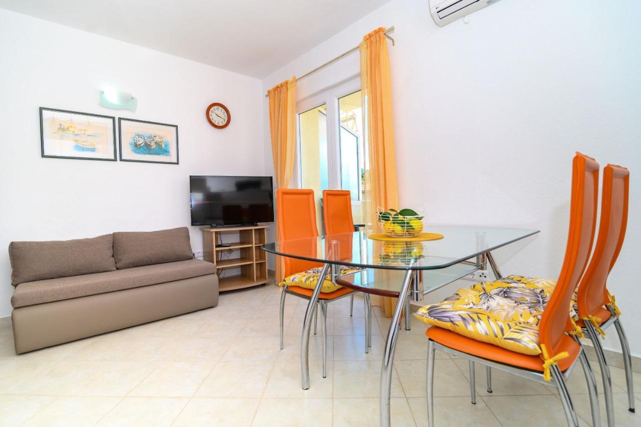 Apartments Vice Trogir Exterior photo